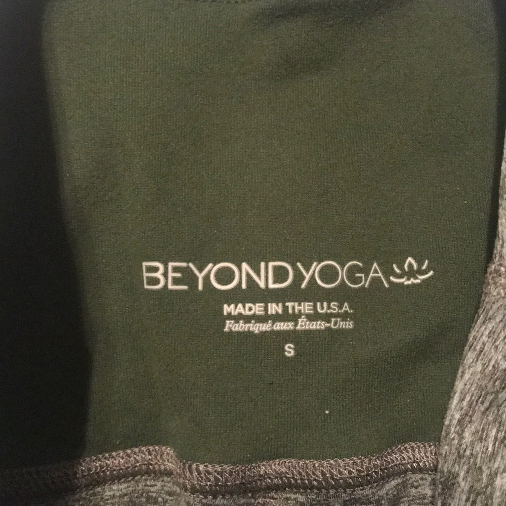 Beyond Yoga Green Pants Small - Picture 3 of 3